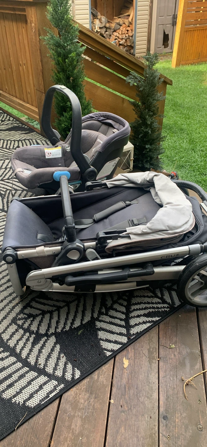 UPPAbaby Cruz Stroller & Mesa Car Seat - Grey