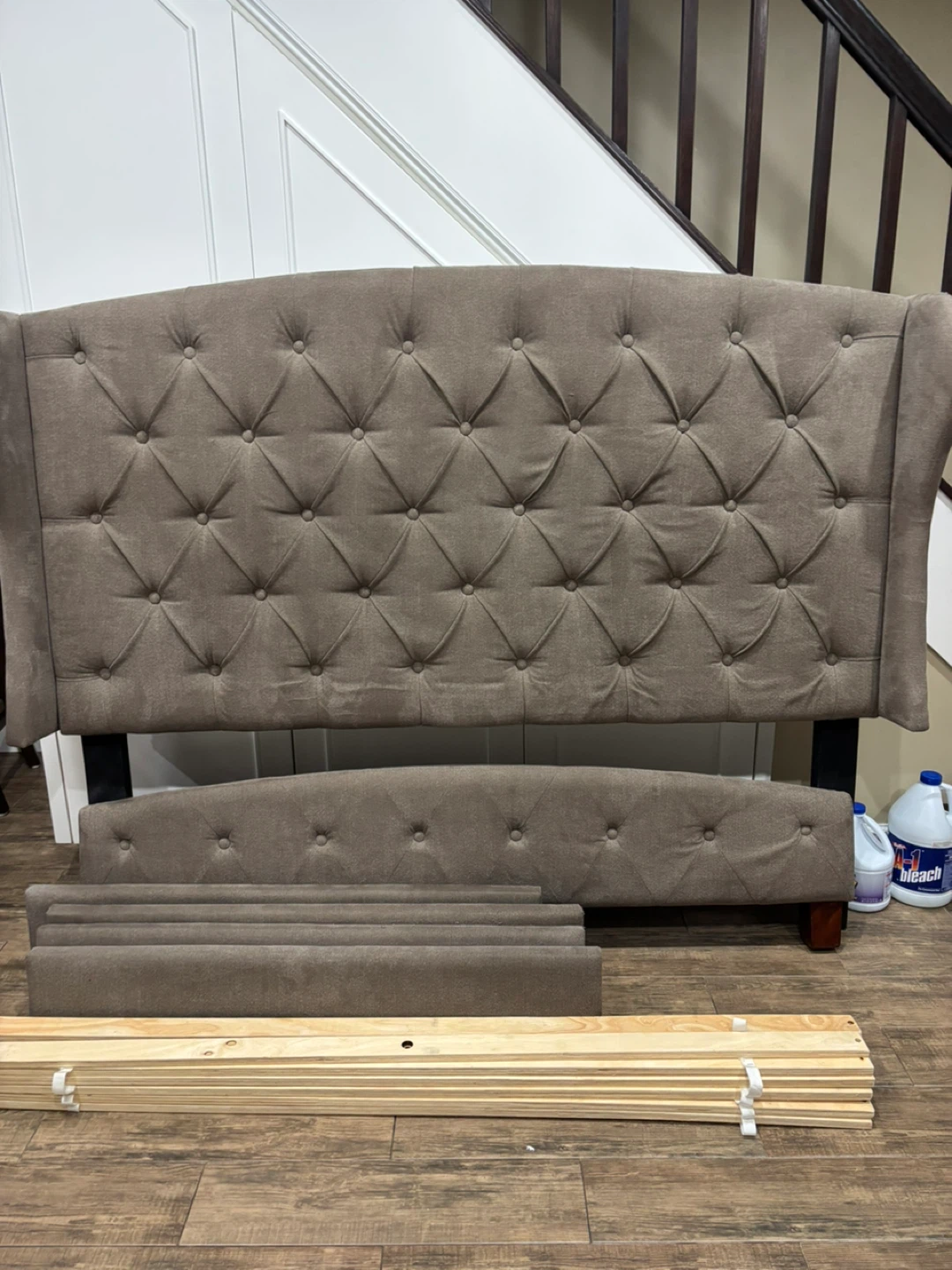 Queen size Bob's Furniture Mattress & frame - photo 4
