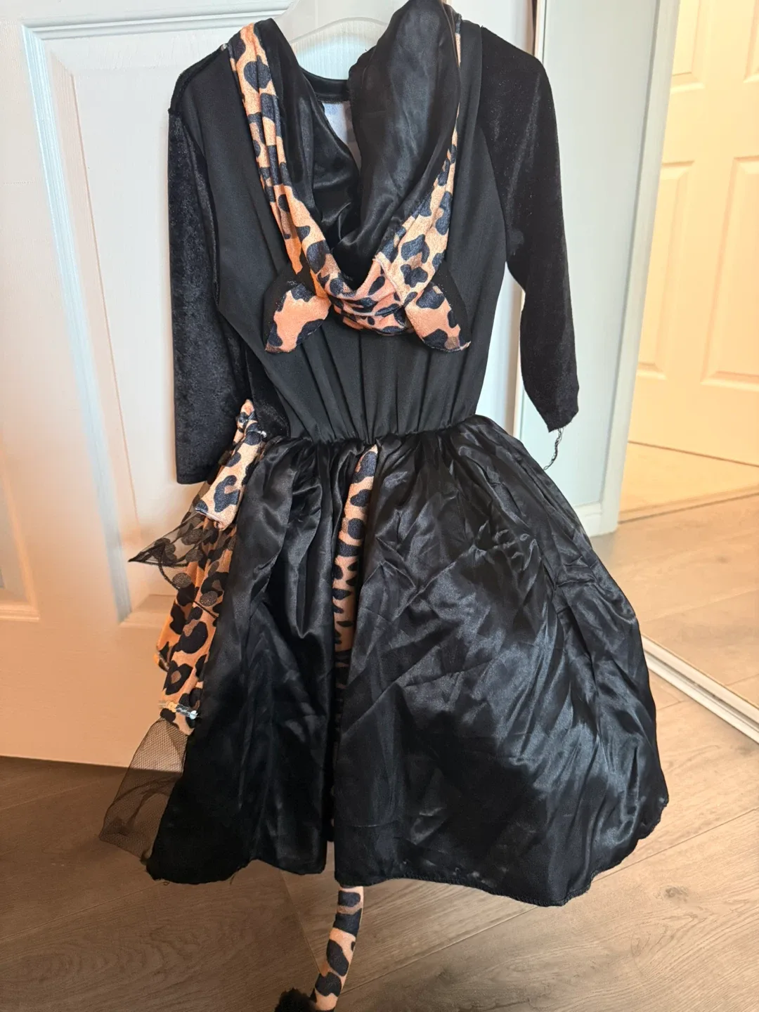 Halloween Girl's Black & Leopard Print Costume Dress image indicator(2)