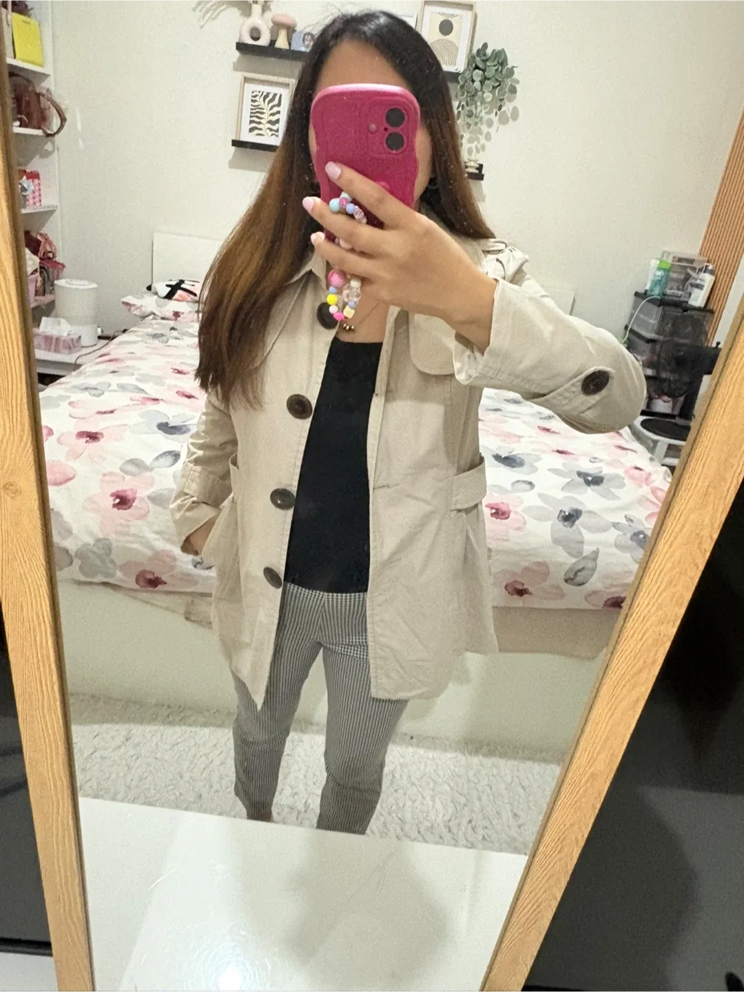 Beige Trench Coat - Women's Jacket image indicator(4)