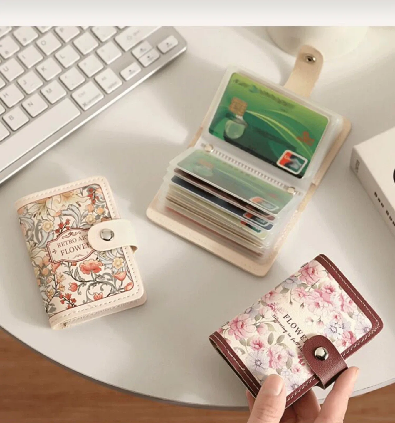 Floral Card Holder - Cute & Stylish