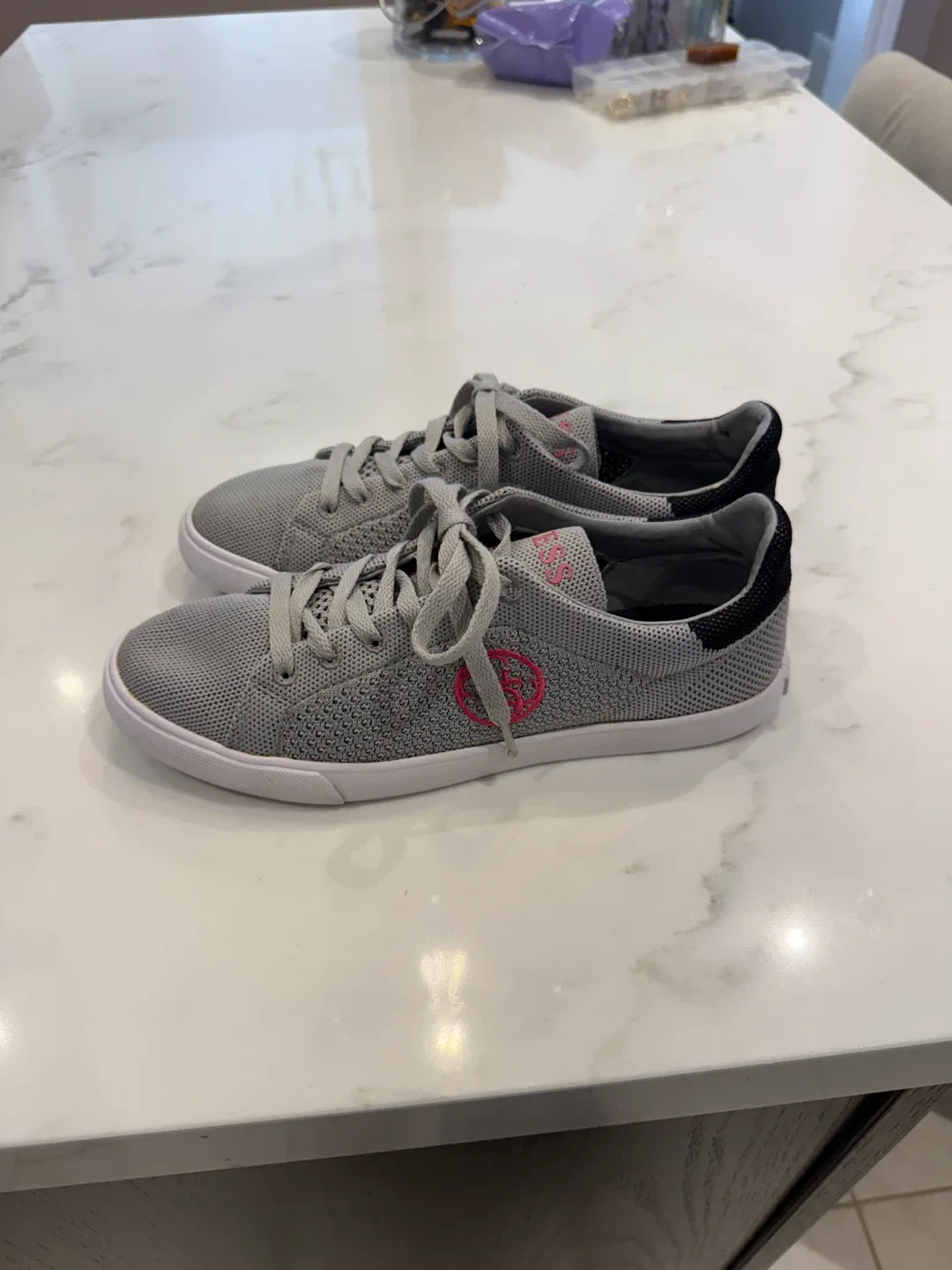 Guess Sneakers image indicator(7)