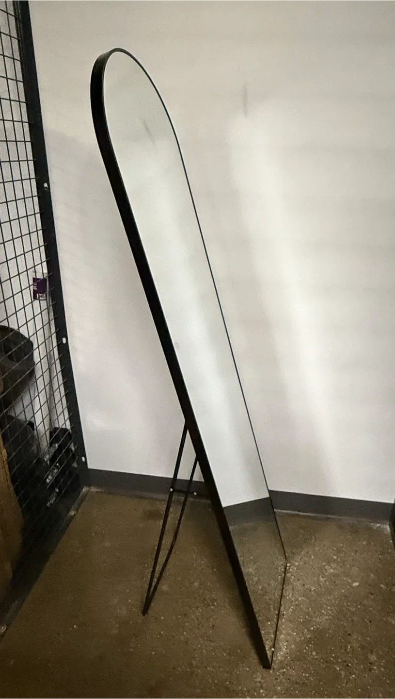 Black Standing Mirror with Box image indicator(3)