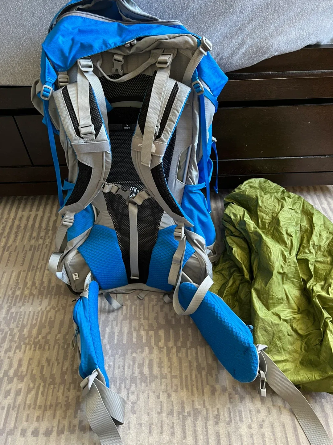 The North Face Banchee 65 Backpack - Blue image indicator(3)