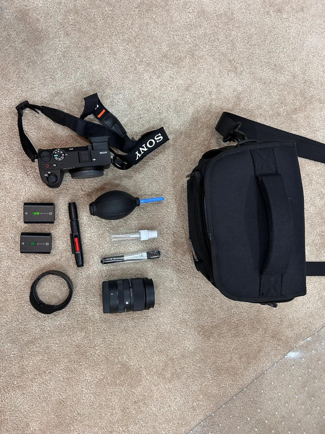 Sony A6700 with Sigma 18-50mm f/2.8 – Complete Photography Kit image indicator(8)