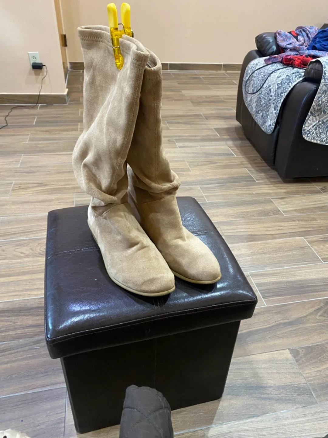 Ladies boots thumbnail
