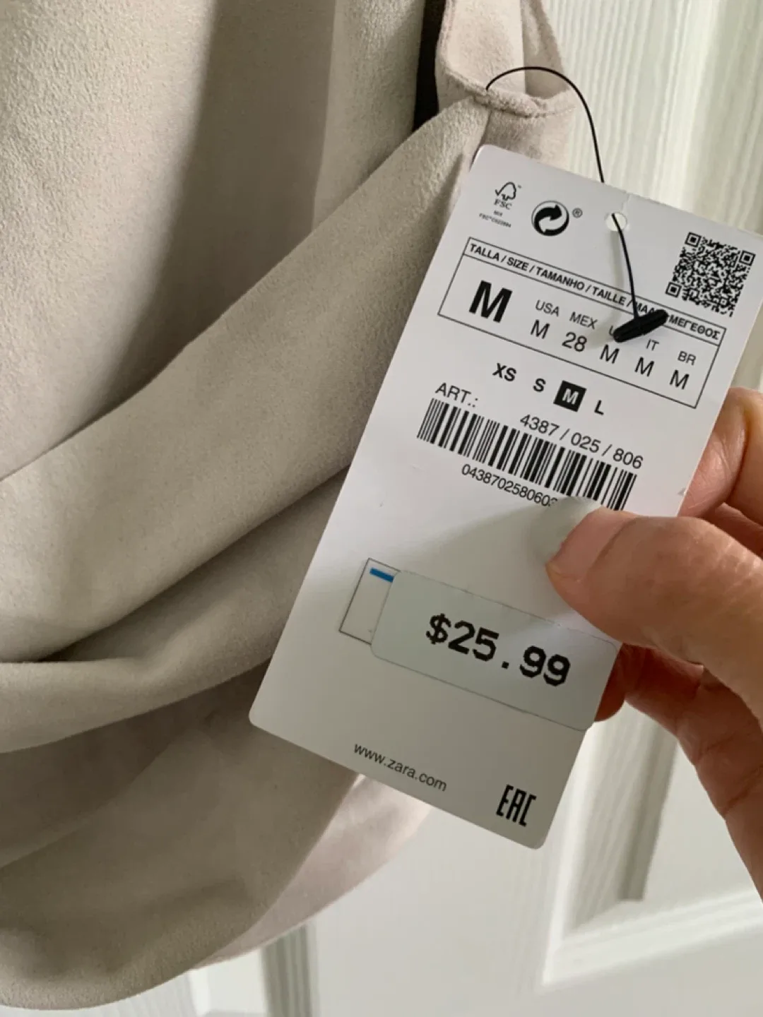 Zara Basic Collection Top - Size M image indicator(3)