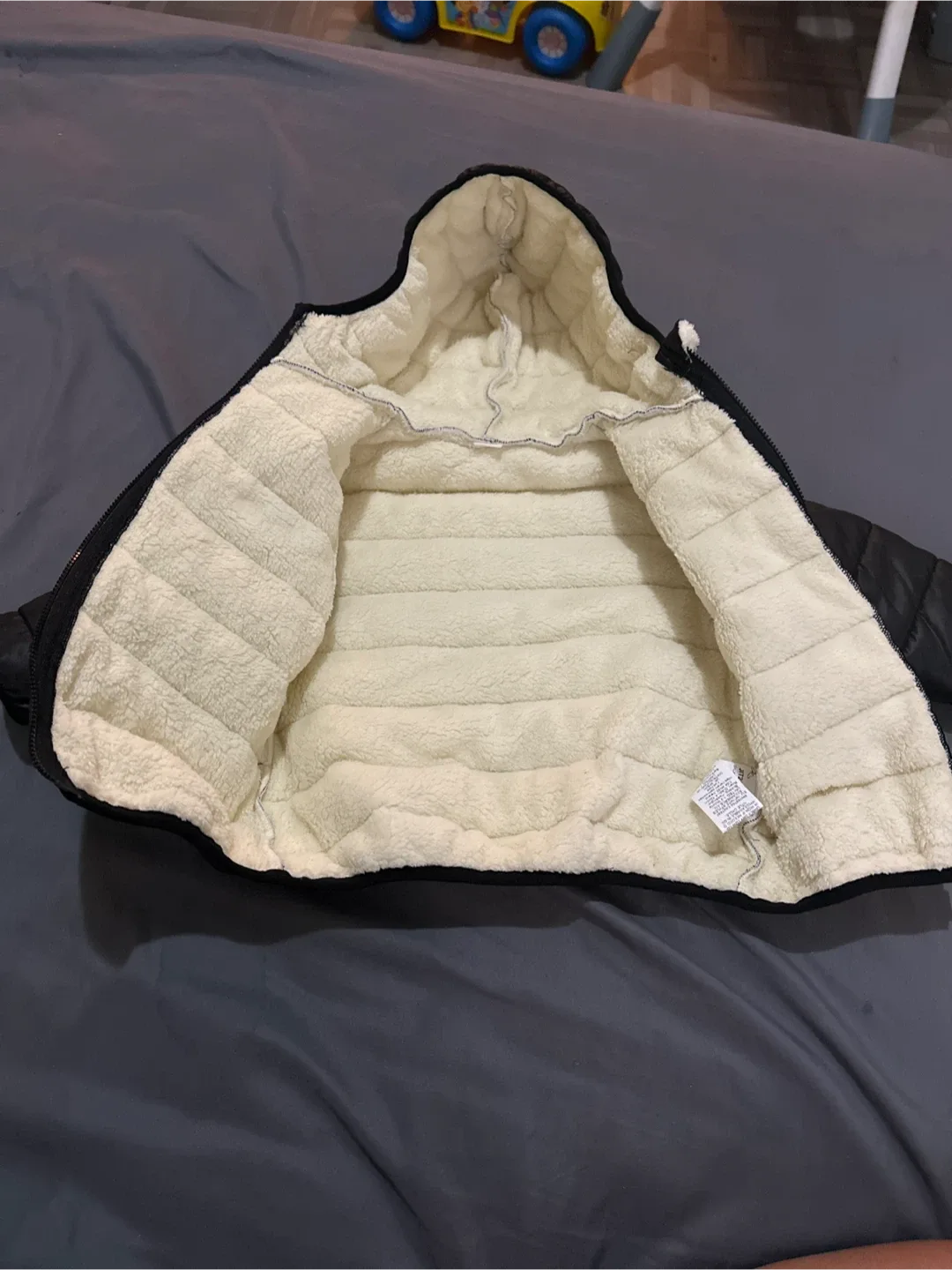 Black Puffer Jacket toddler image indicator(3)