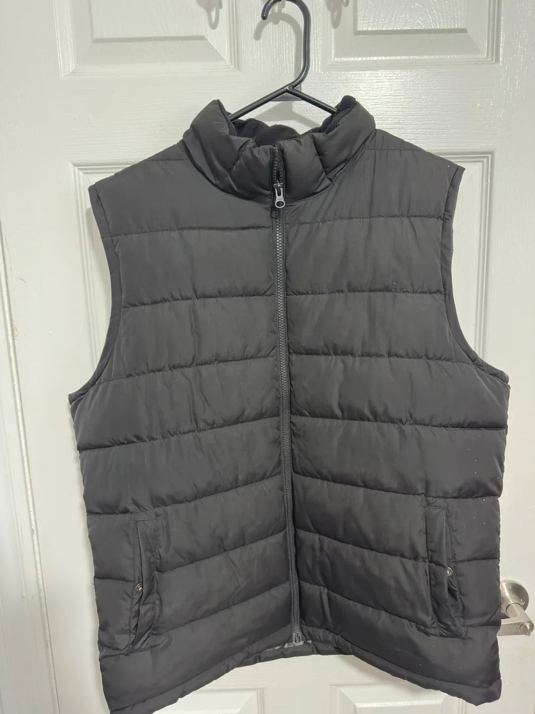 GAP Black Puffer Vest - Size Large thumbnail