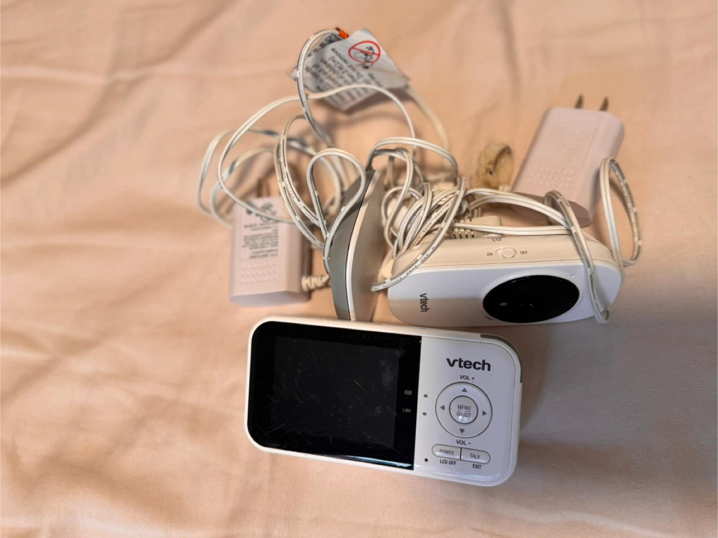 VTech VM819 Baby Monitor with Camera - photo 2