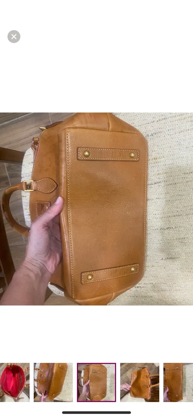 Authentic Dooney and Bourke bag image indicator(4)