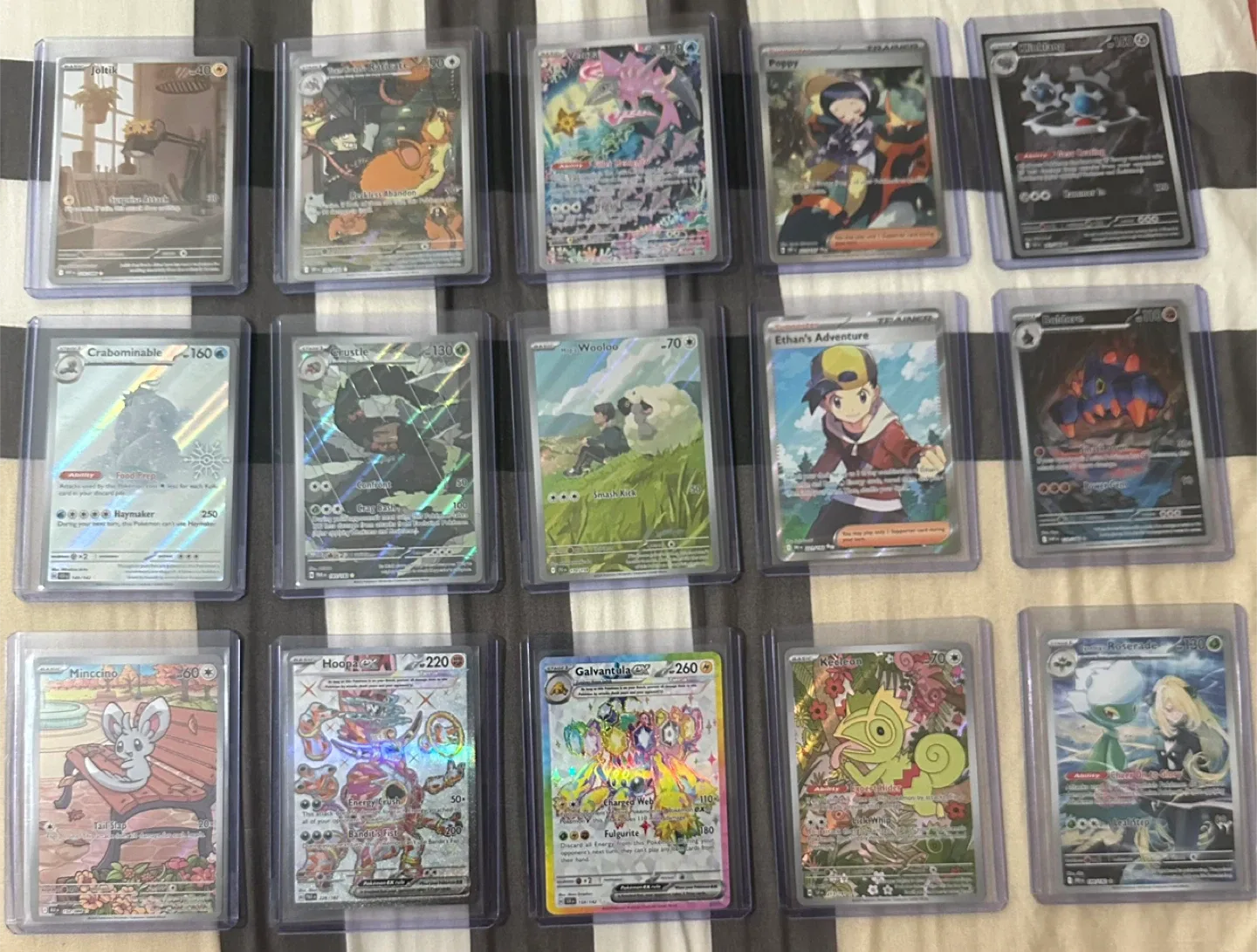 Pokemon Trading Cards - Assorted Collection image indicator(2)