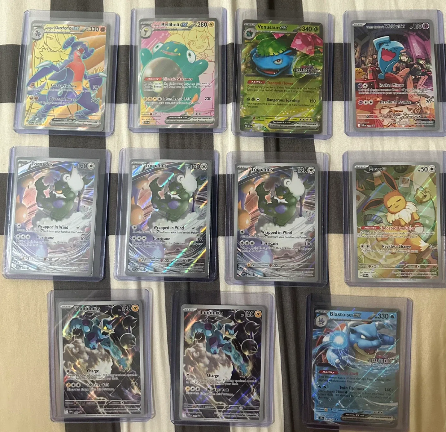 Pokemon Trading Cards - Assorted Collection image indicator(5)