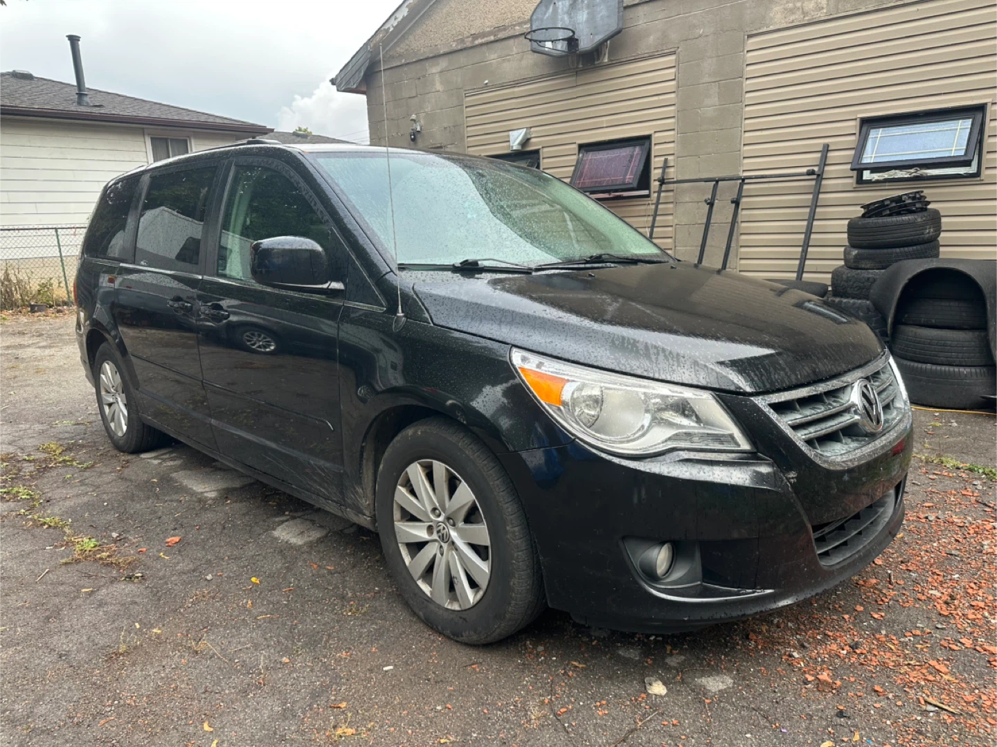 2012 Volkswagen Routan