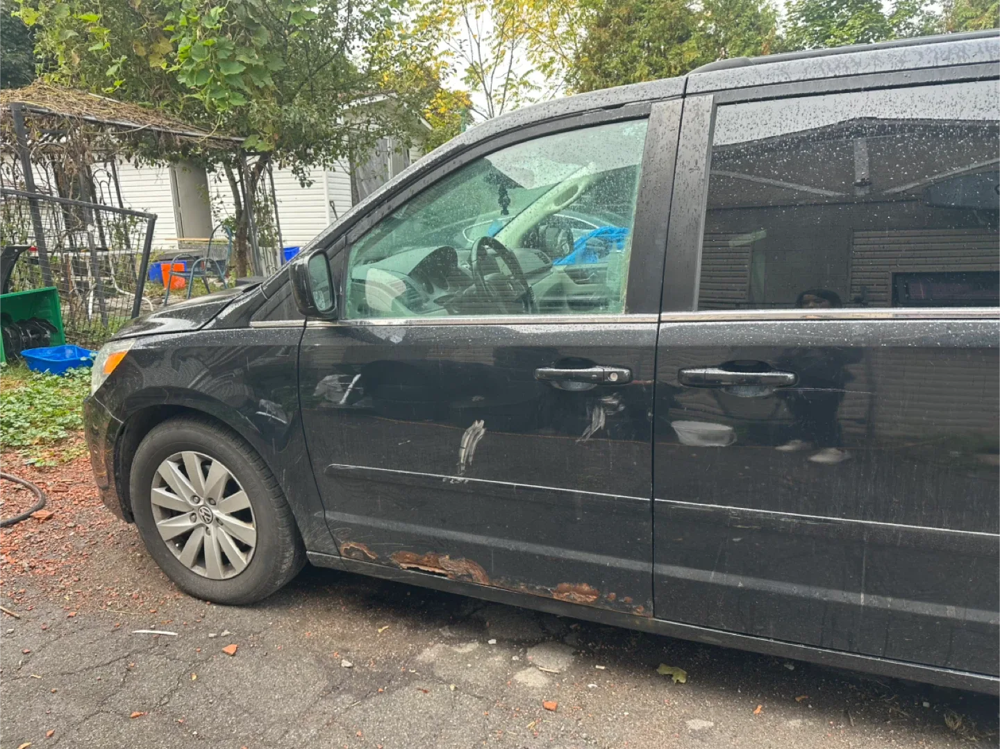 2012 Volkswagen Routan image indicator(5)