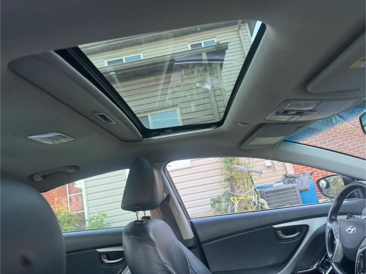 2013 Hyundai Elantra Limited image indicator(5)