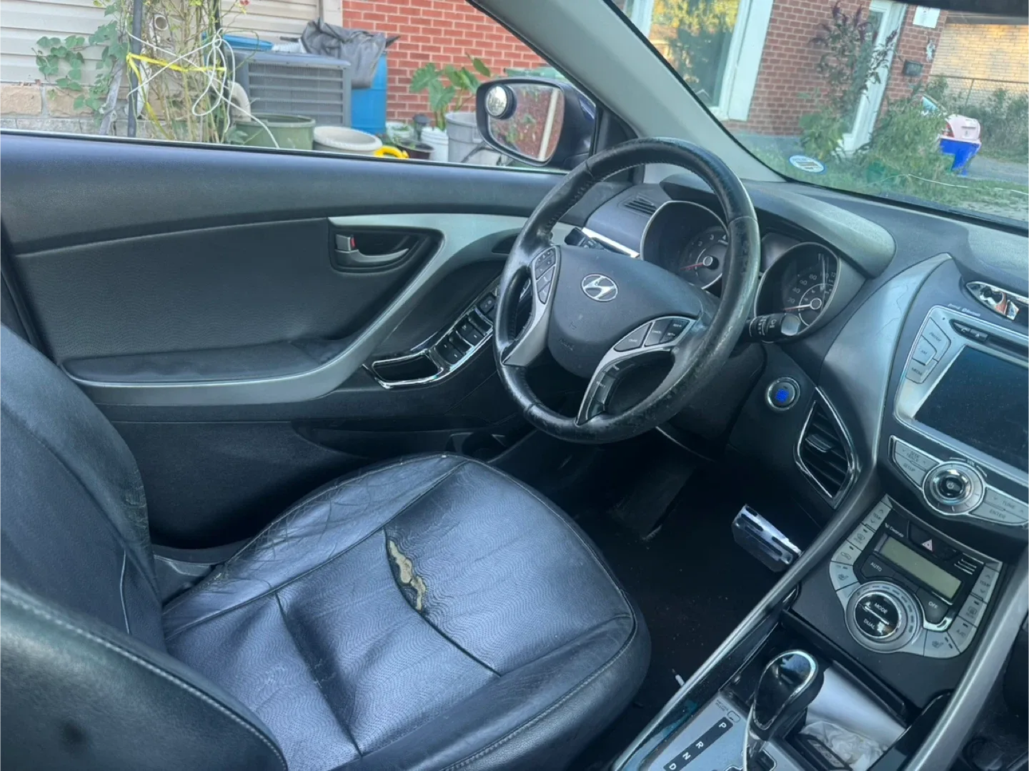 2013 Hyundai Elantra Limited image indicator(4)