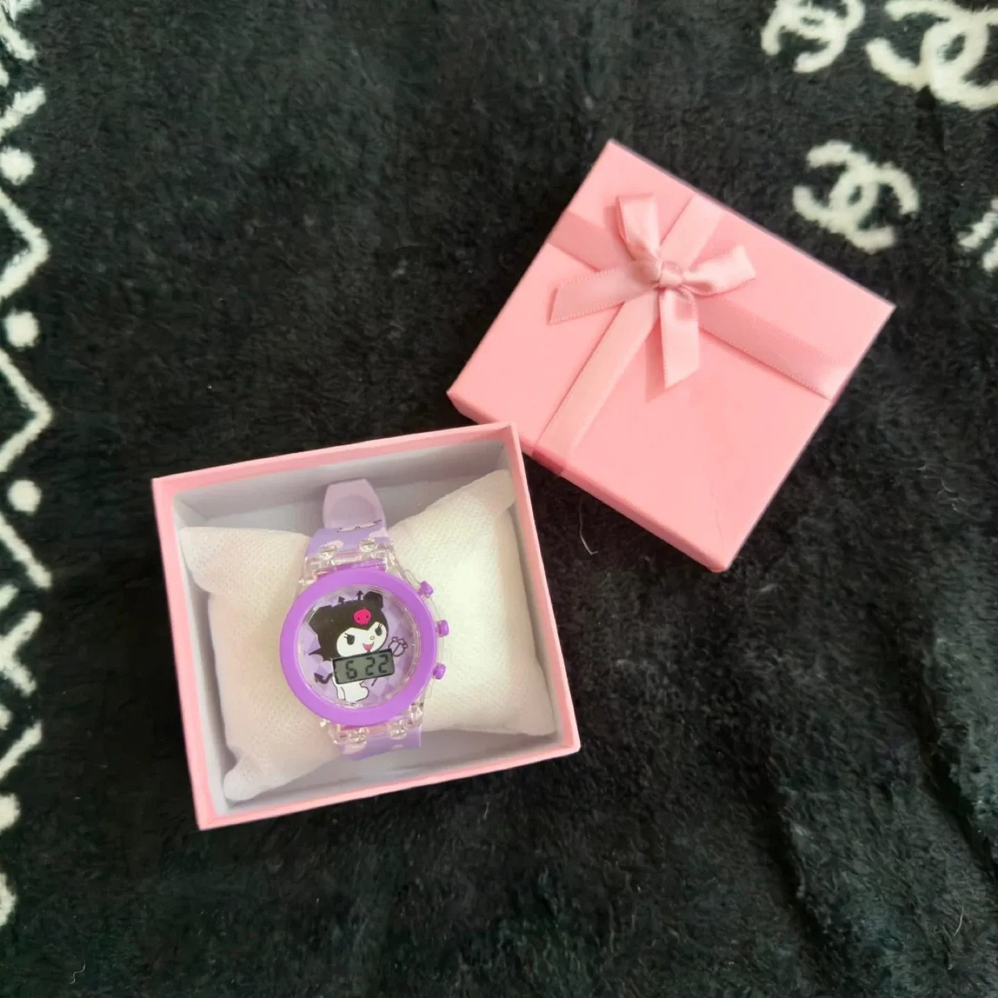 Sanrio Glowing Watch - Hello Kitty, My Melody, Cinnamoroll image indicator(7)