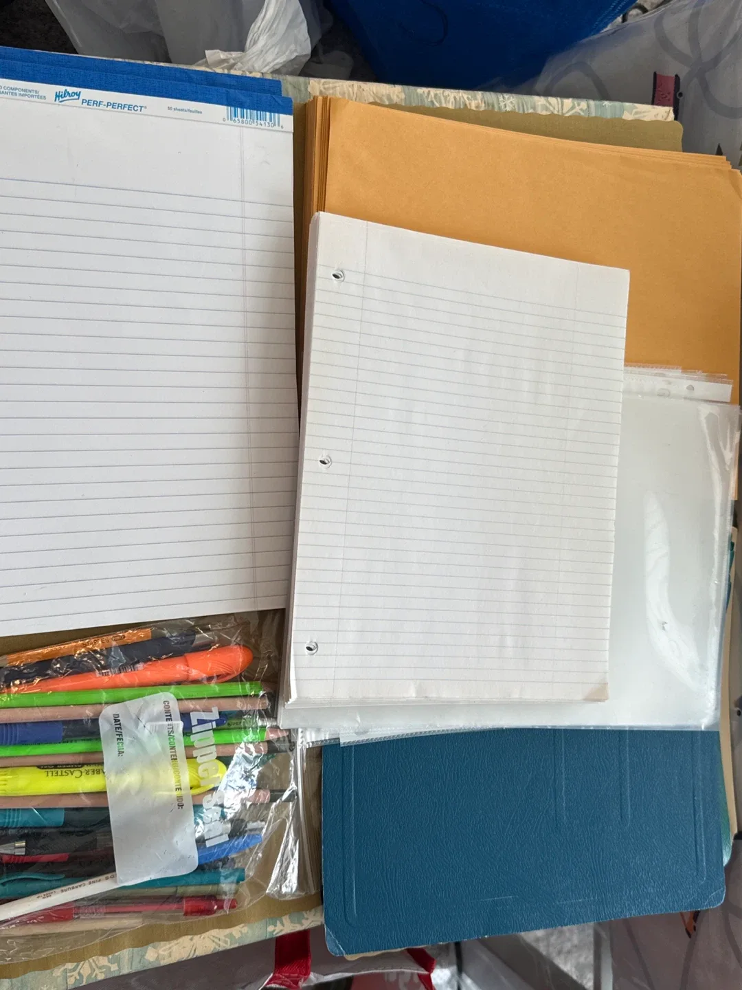 Stationery Bundle: Hilroy Notepad, Pens & More thumbnail