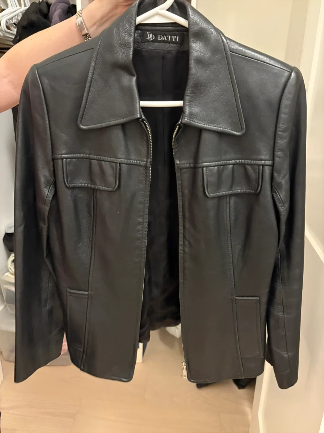 Datti Black Leather Jacket thumbnail