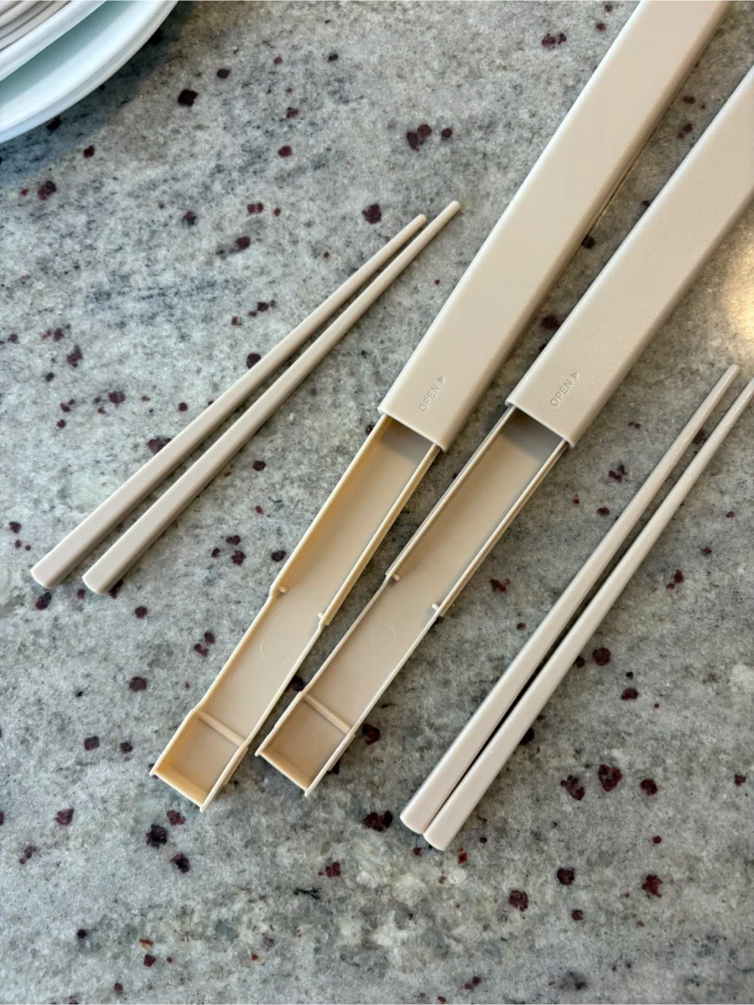 Beige Chopsticks with Case - New thumbnail