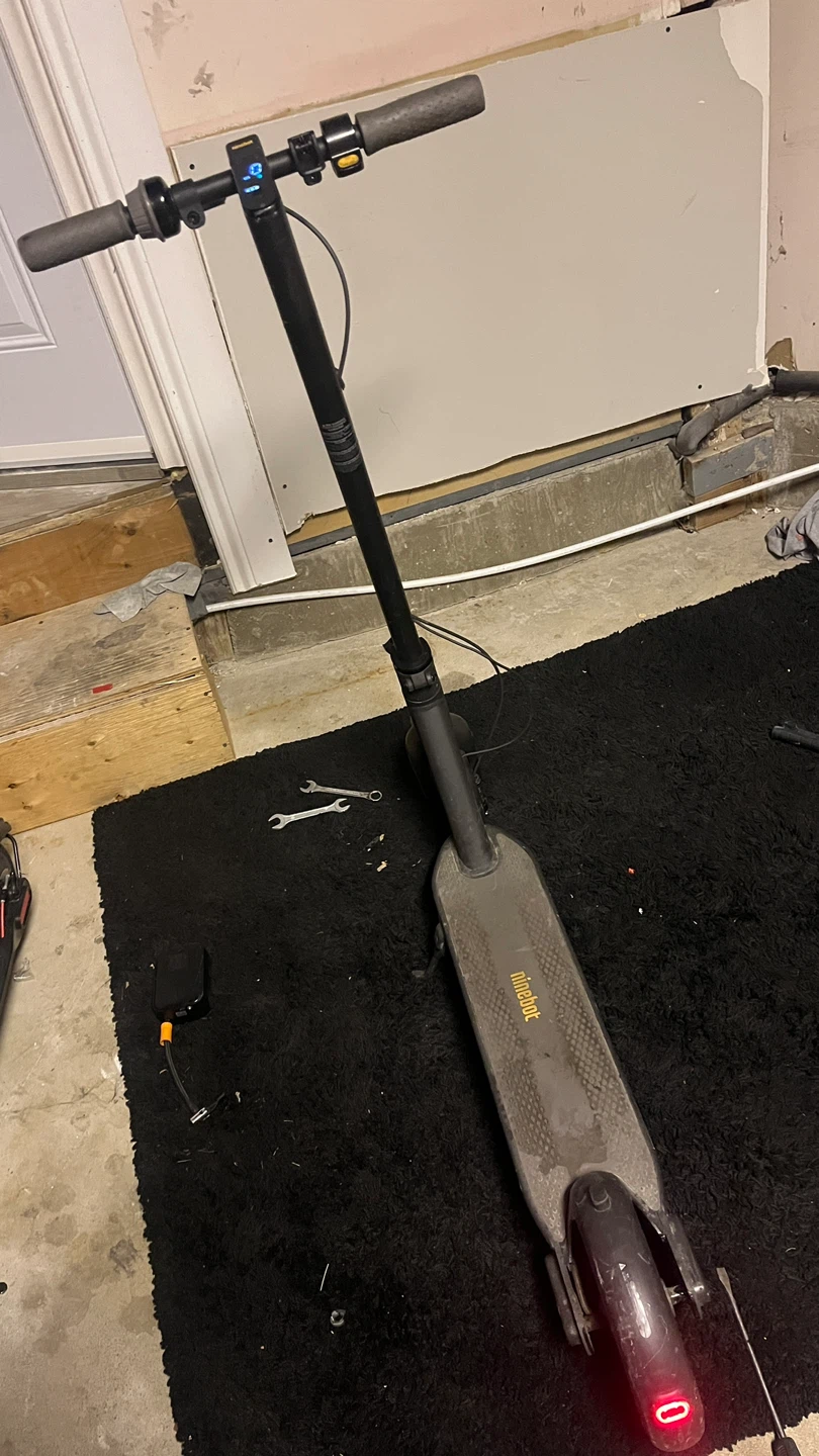 Ninebot max g30 Electric Scooter
