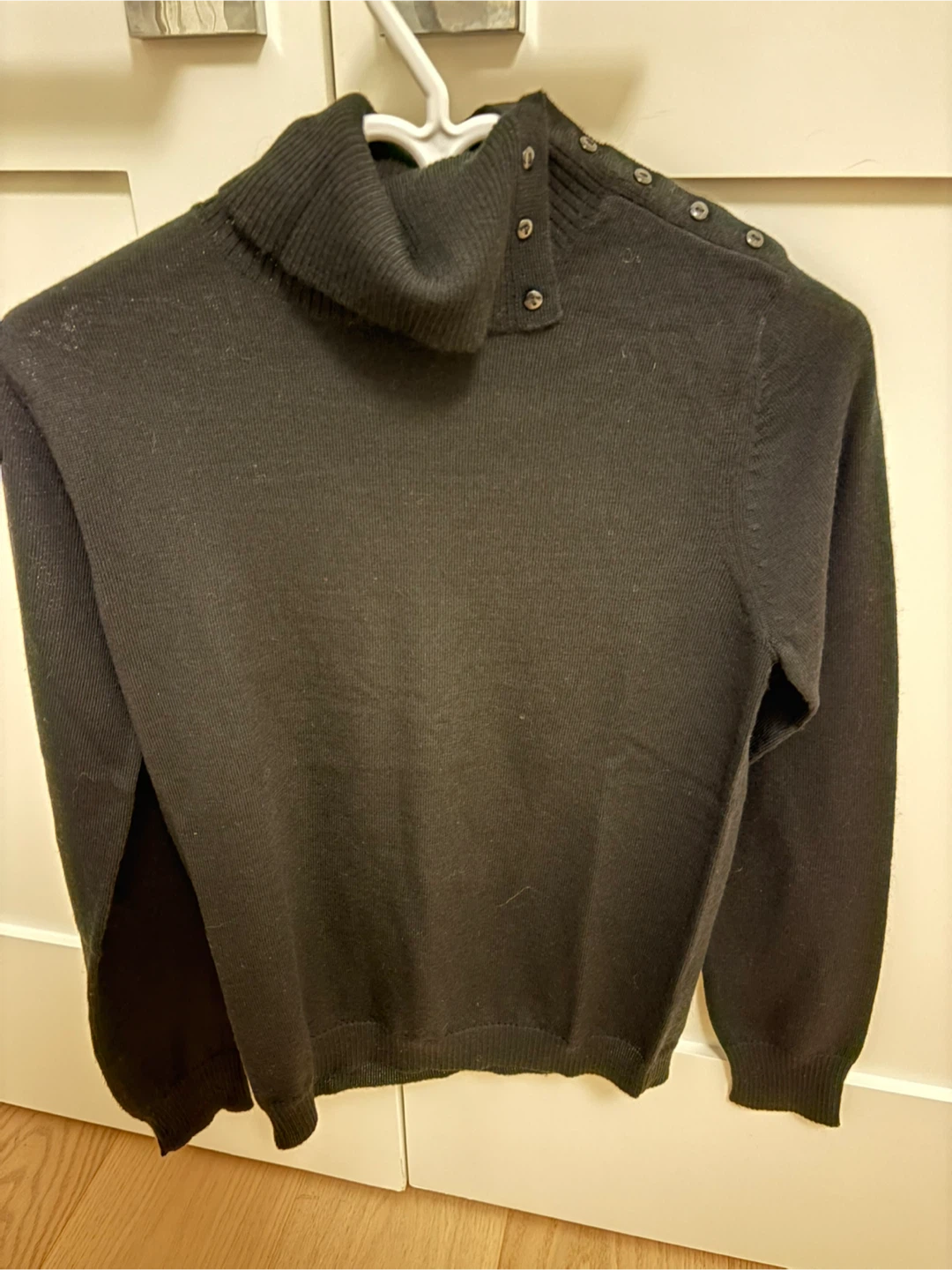 Pure Merino Wool Black Knit Sweater
