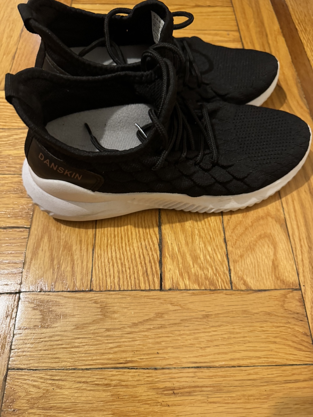 Danskin Everlasting Black Sneakers US 7.5 - photo 2
