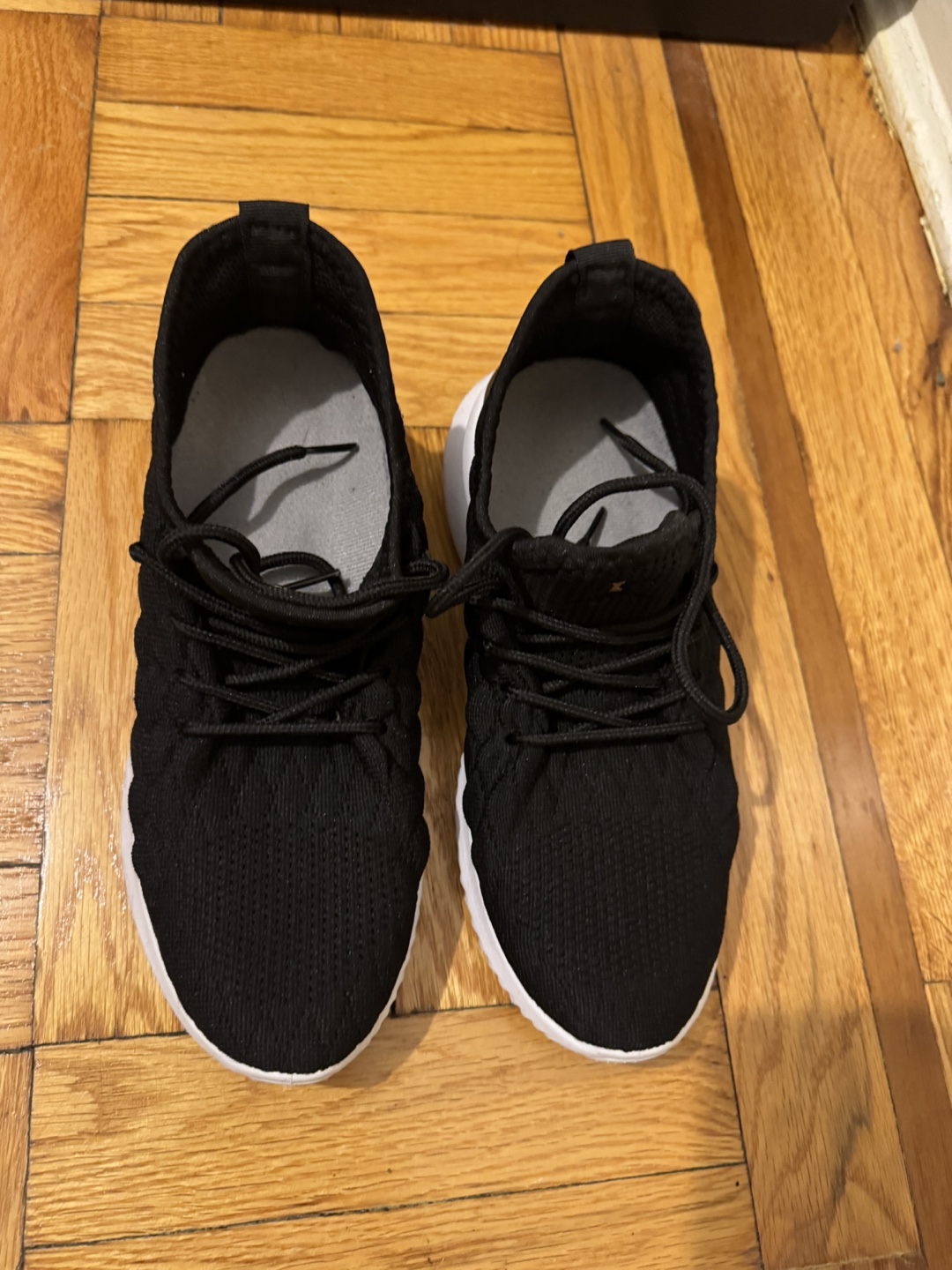 Danskin Everlasting Black Sneakers US 7.5