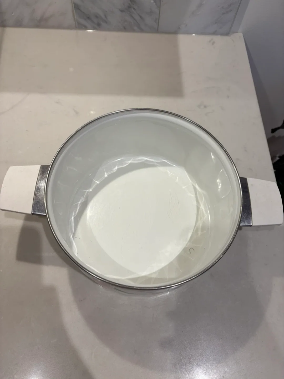 Vintage Floral porcelain Stock Pot with Lid image indicator(3)