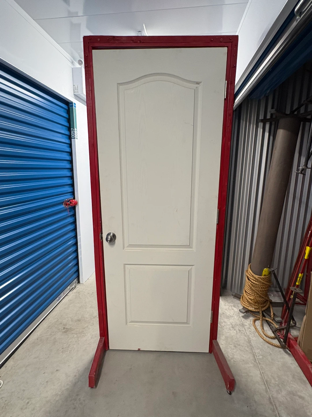 Interior Doors with Red Frame - photo 2