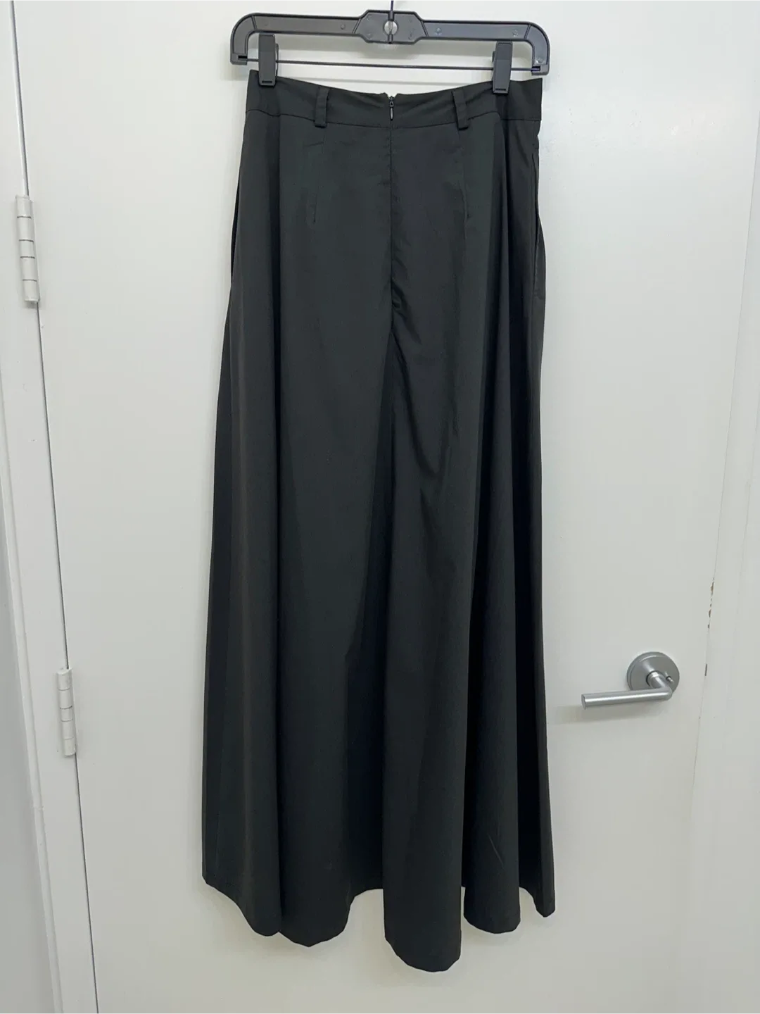 Black Maxi Skirt image indicator(4)