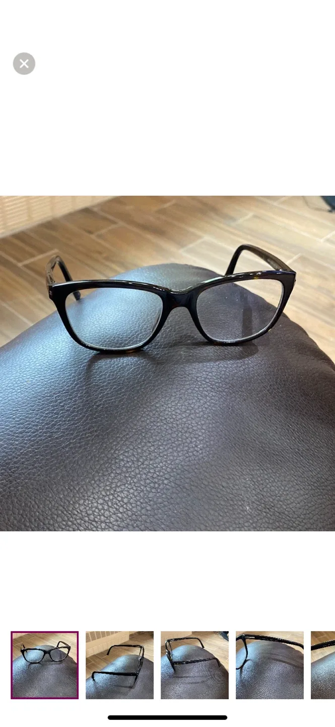 Authentic Valentino glasses thumbnail