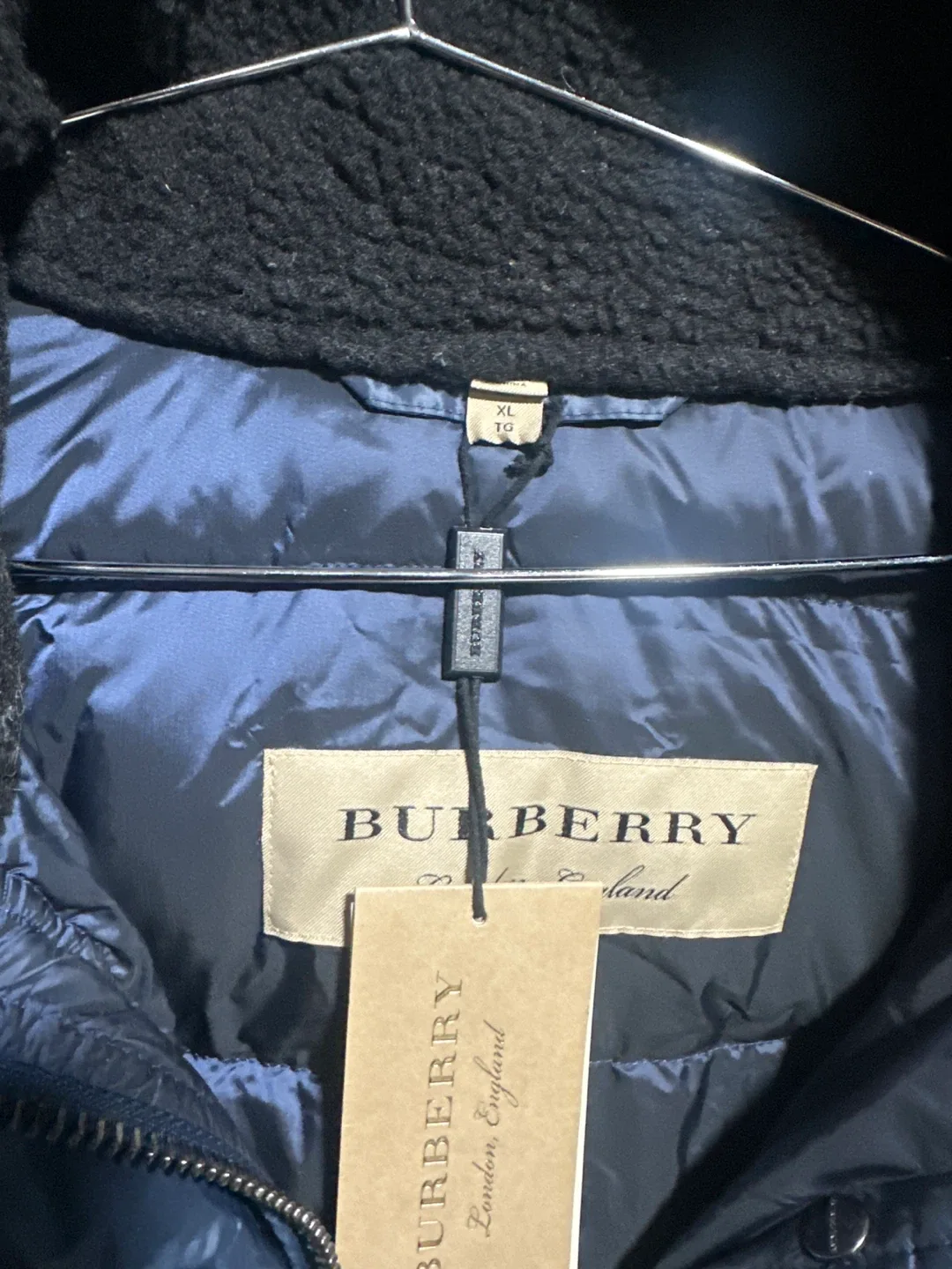 Burberry London England Down Puffer Coat - XL image indicator(2)