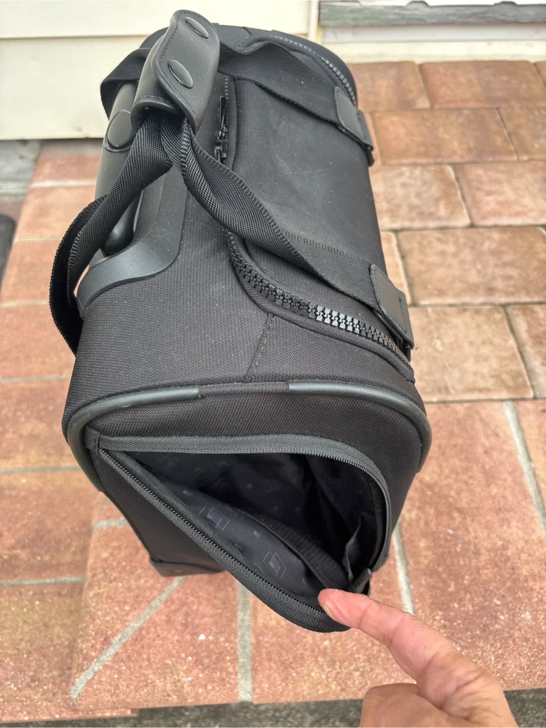 Calpak Rolling Carry-On Luggage - Black image indicator(5)