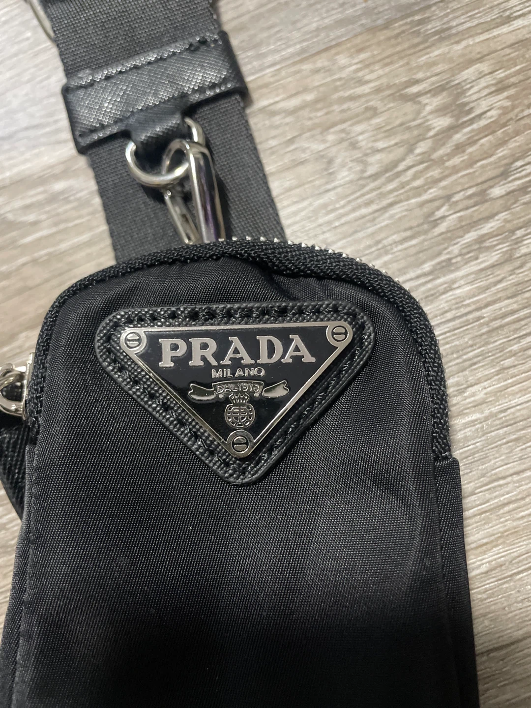 prada re edition 2005 - photo 2