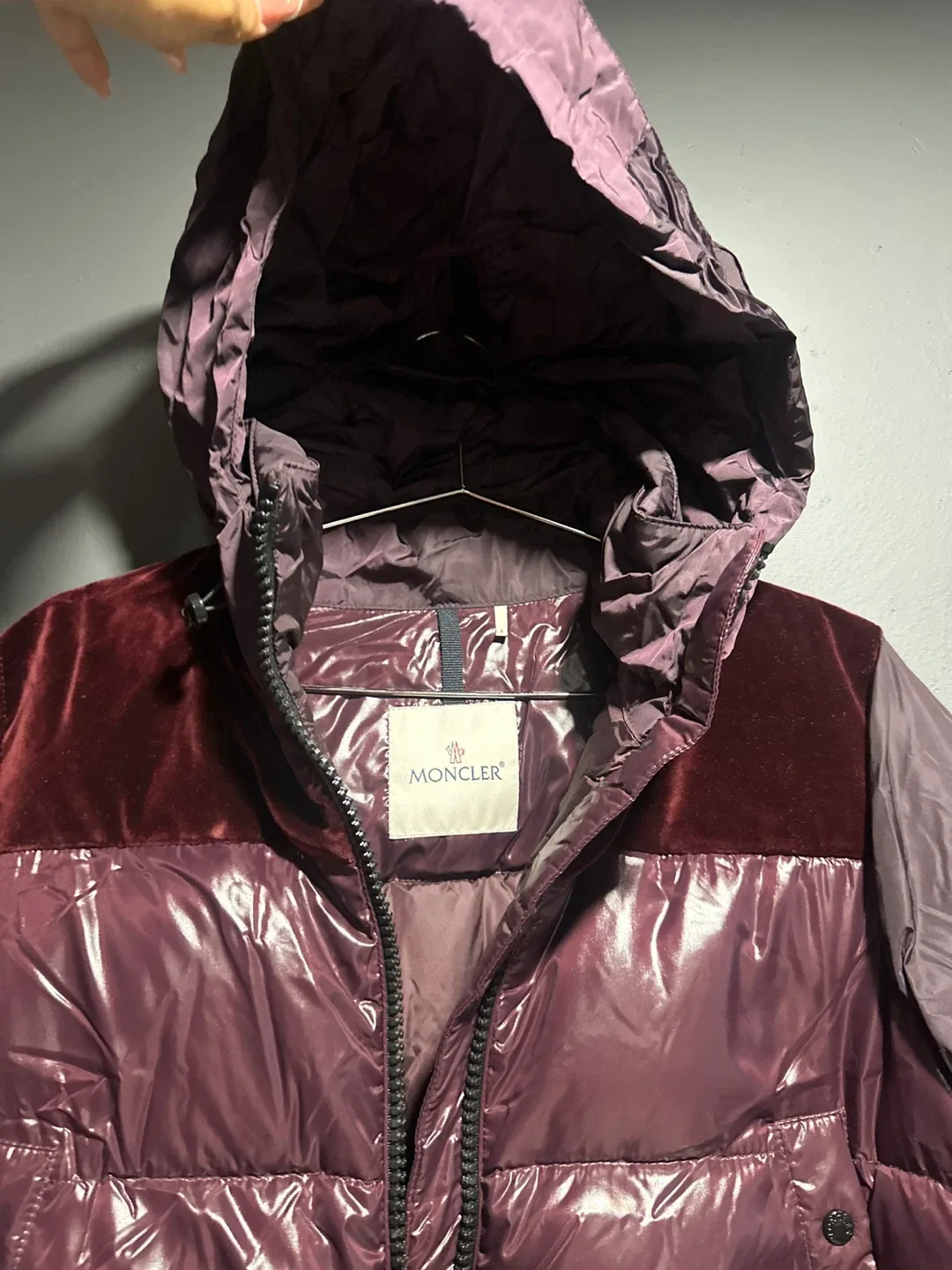 Moncler Elanion Giubbotto Burgundy Size 2 image indicator(3)