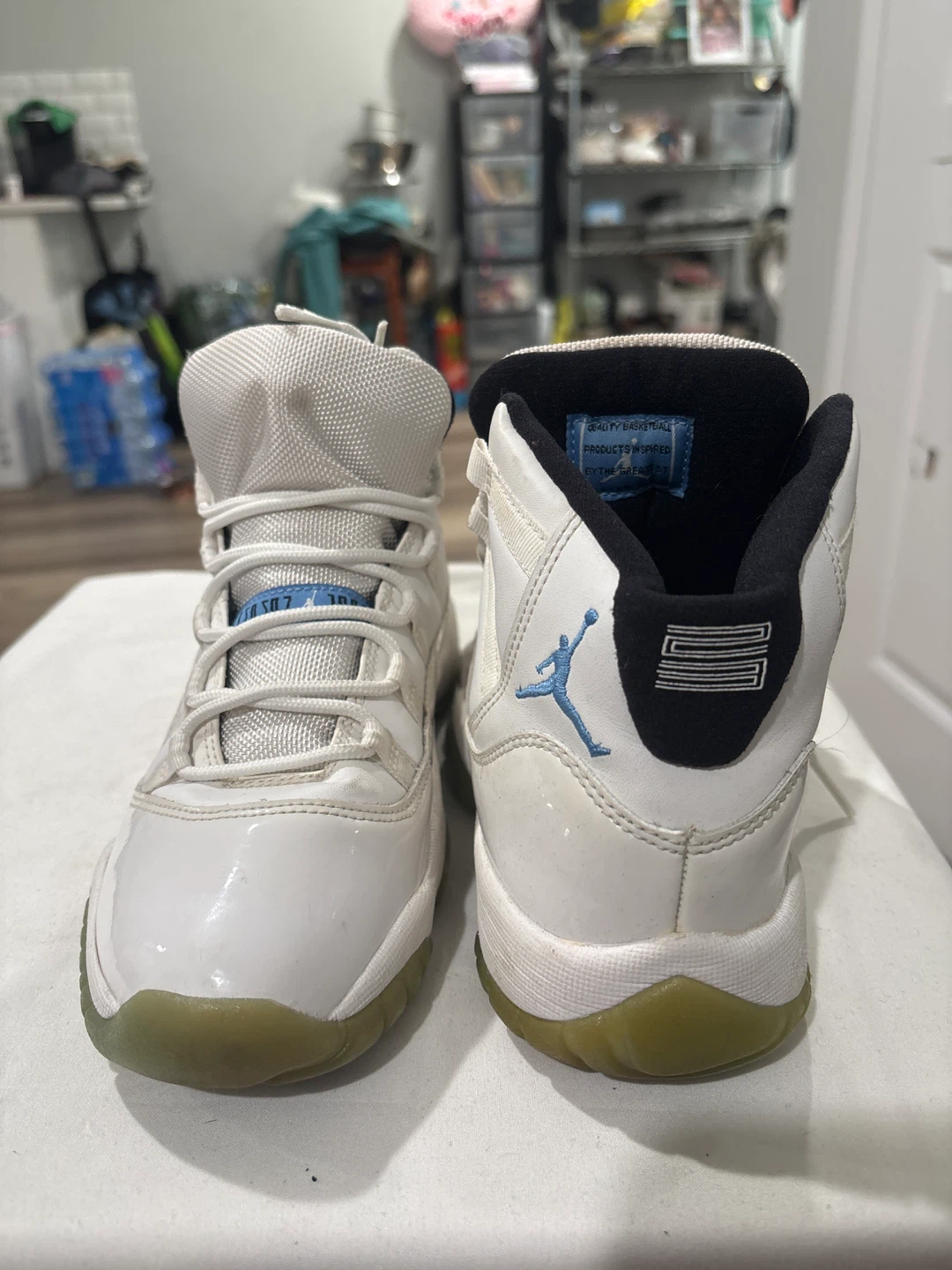 Air Jordan 11 Retro Legend Blue Sneakers