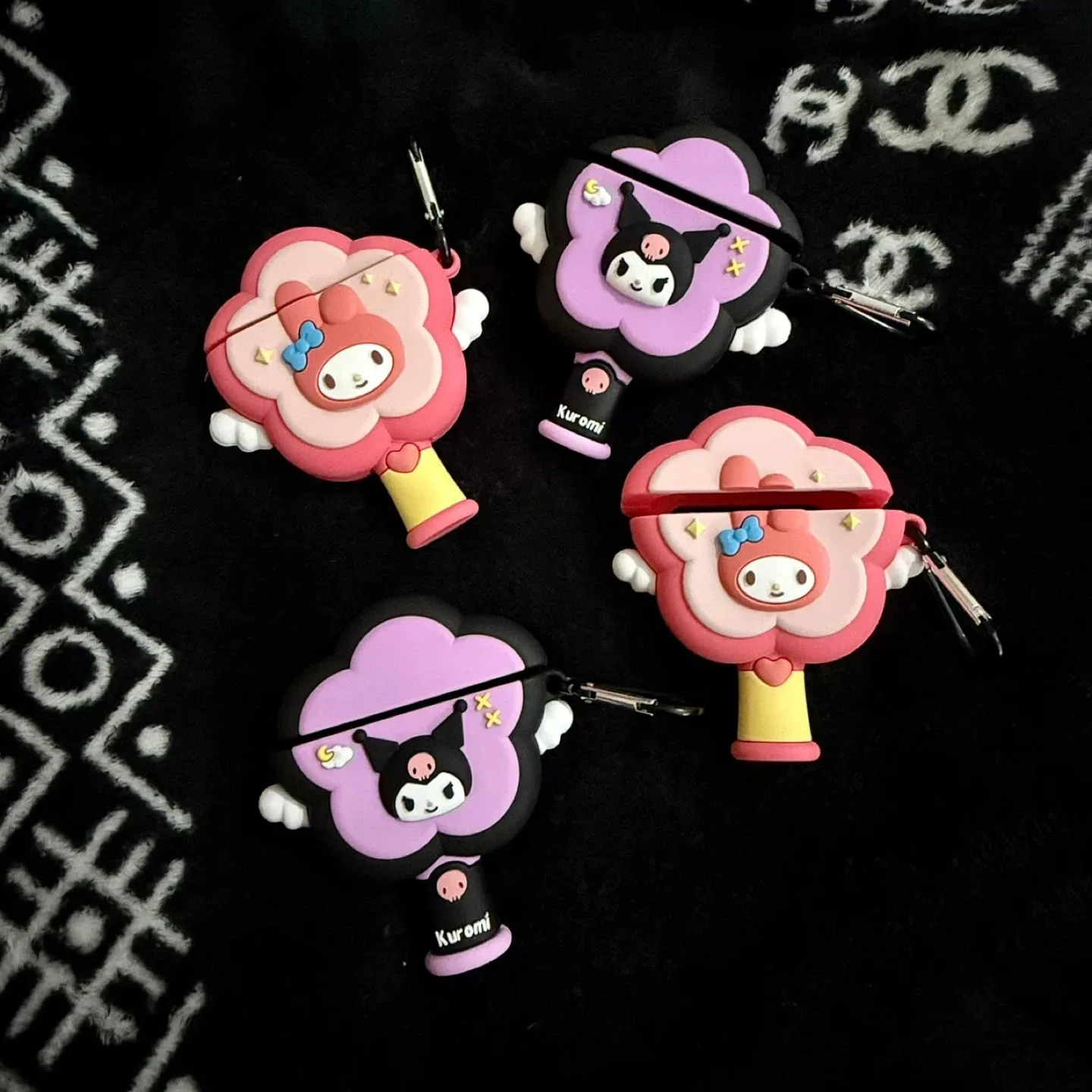 Sanrio AirPods Cases image indicator(7)