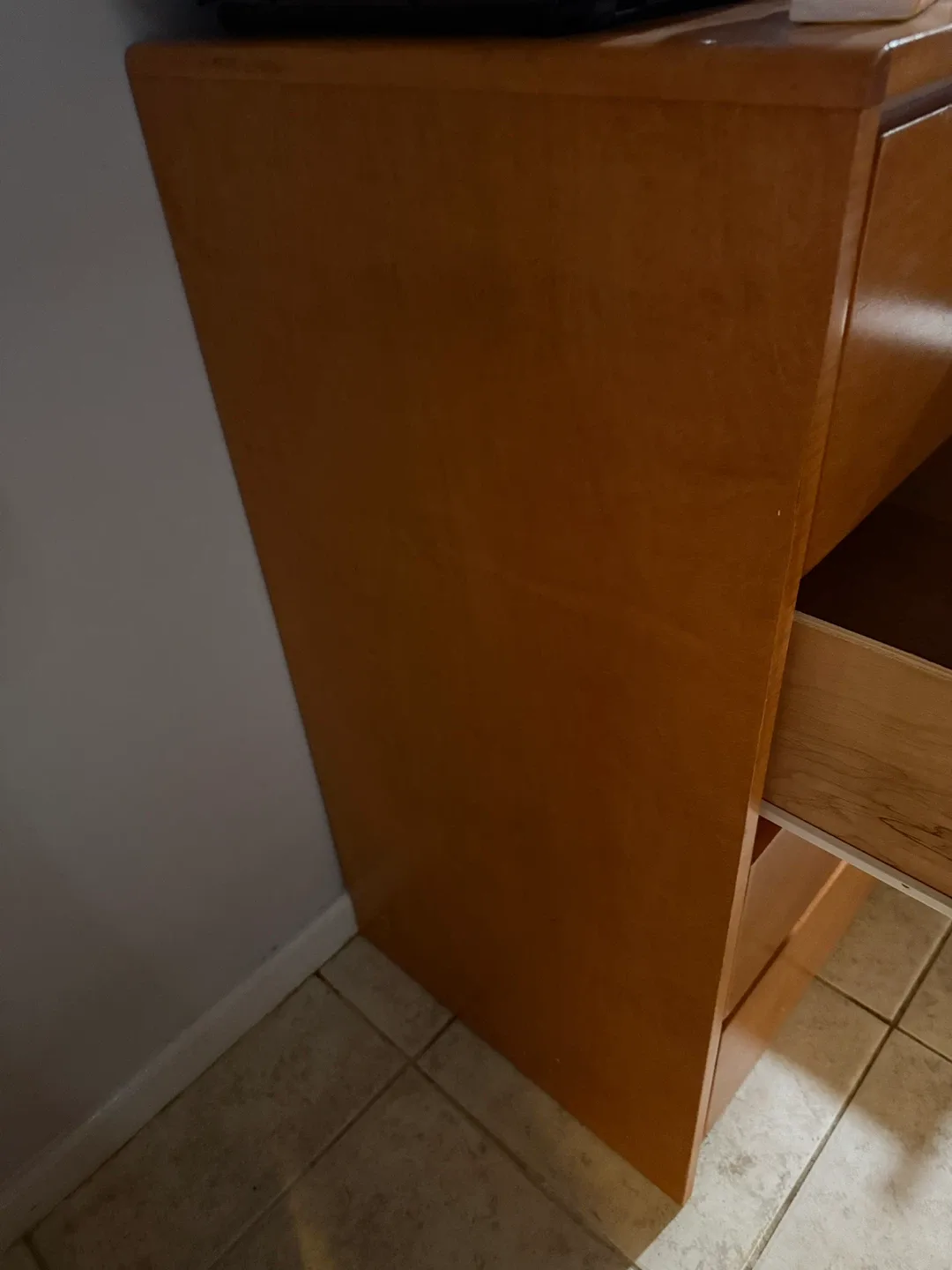 Wooden Dresser with 11 Drawers image indicator(5)