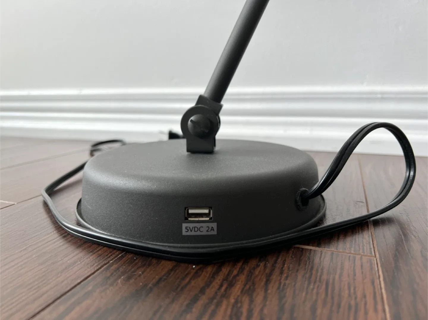 IKEA Hektar desk lamp image indicator(2)