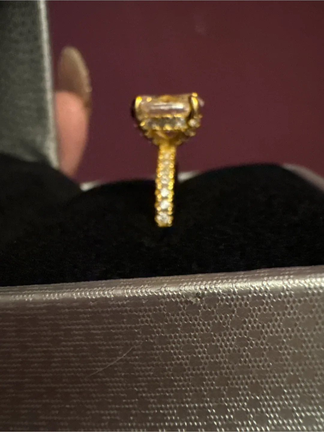 Authentic Gold S925 2 Carat egg shape Moissonite Ring image indicator(3)