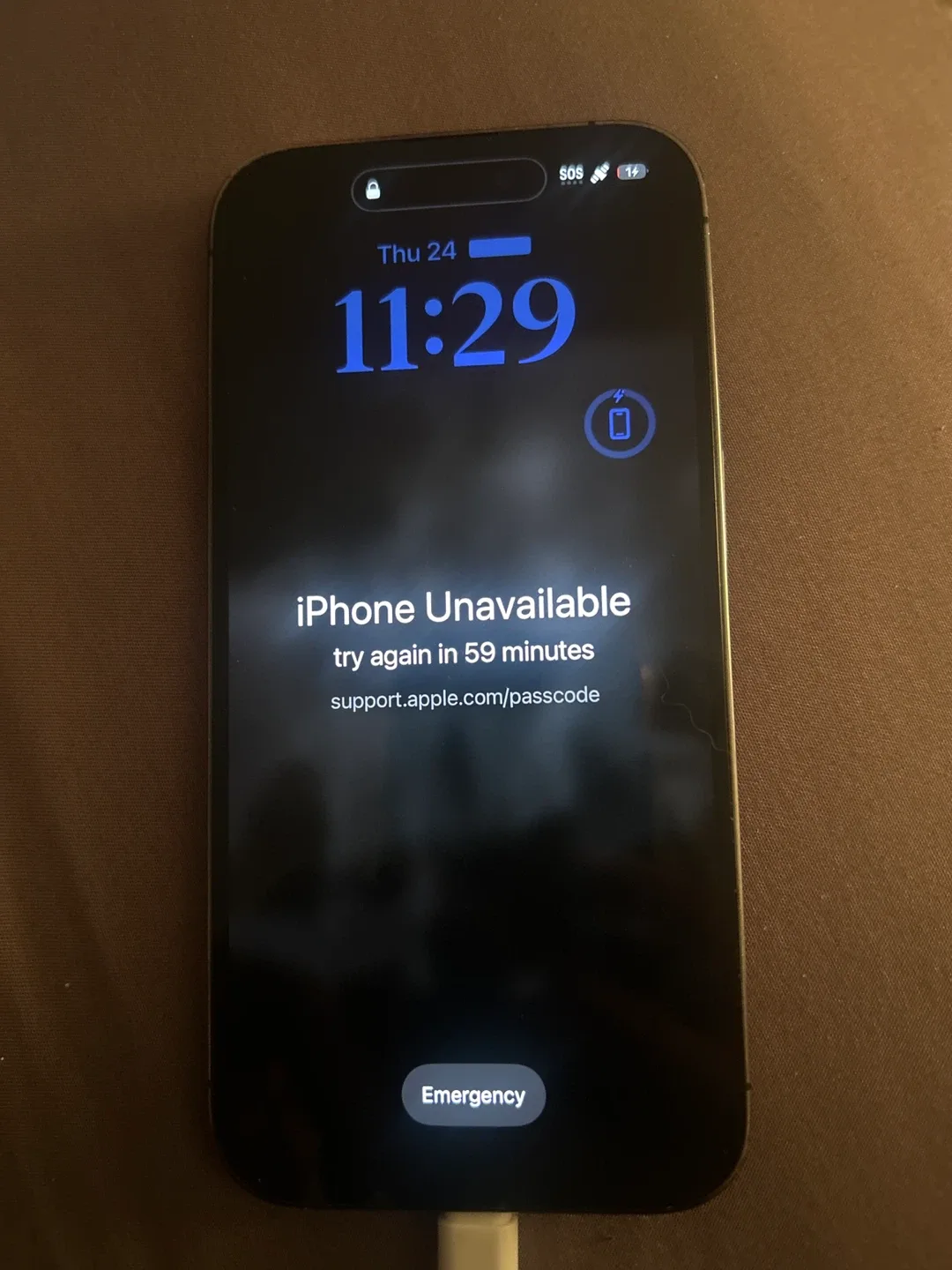 iPhone 14 Pro - dark purple image indicator(2)