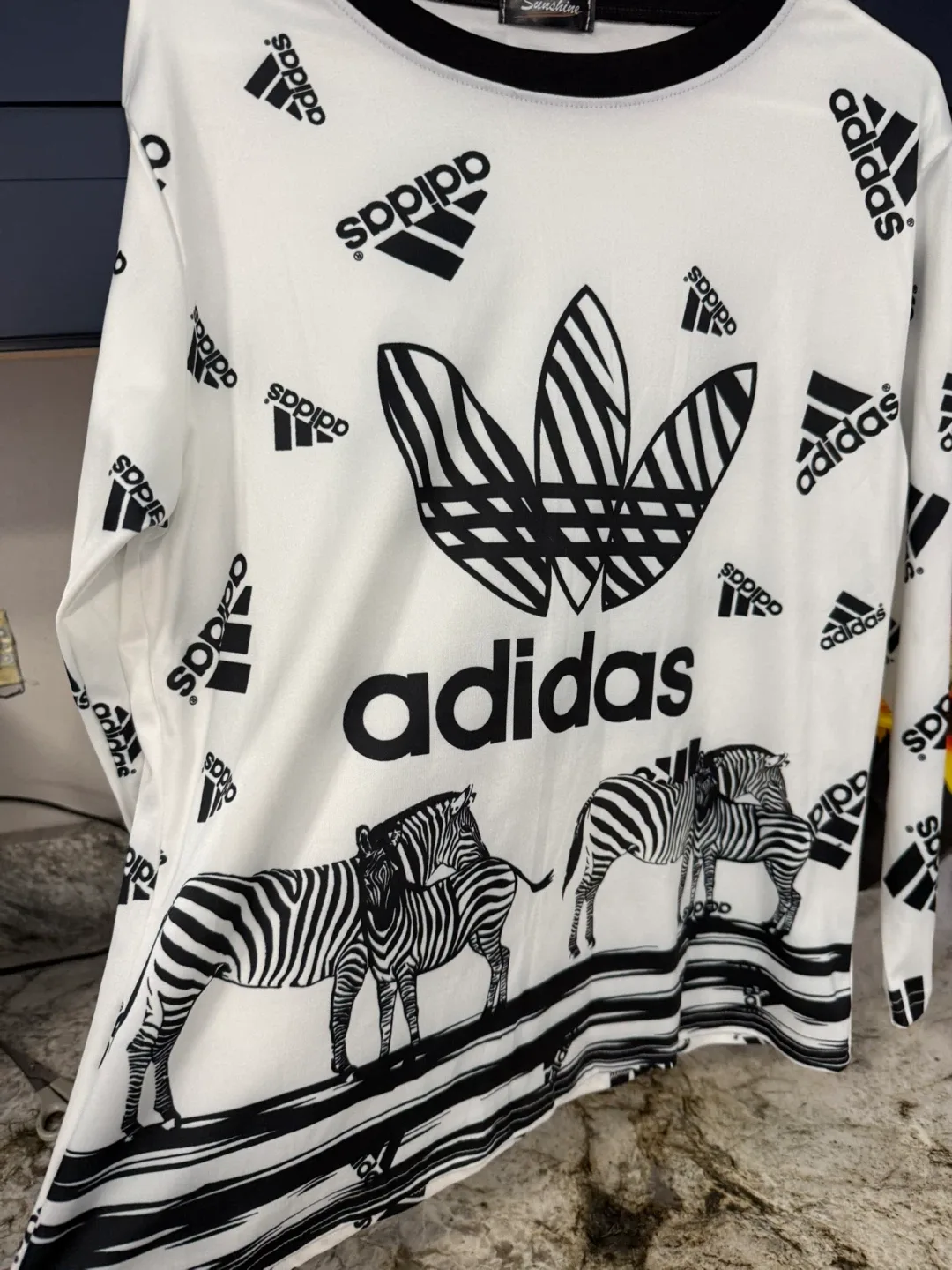 Adidas All Over Print Long Sleeve Shirt M-L like new image indicator(6)