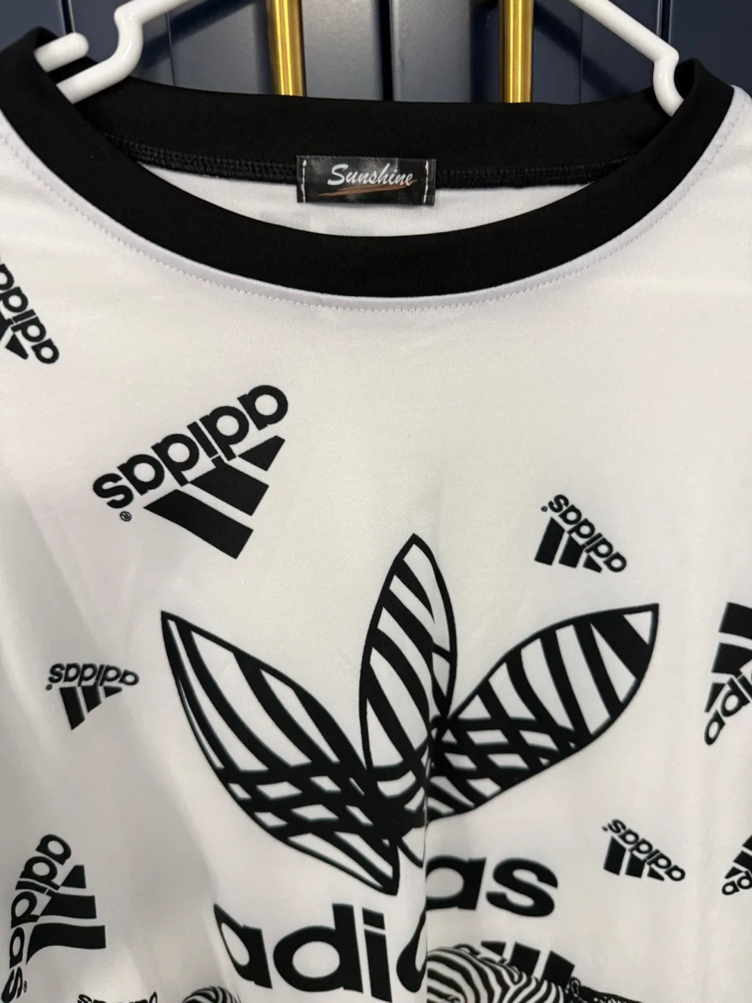 Adidas All Over Print Long Sleeve Shirt M-L like new image indicator(2)