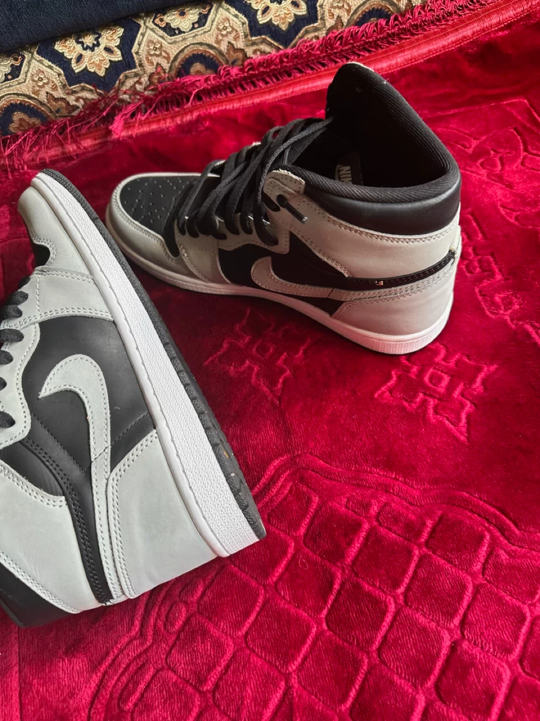 Nike Air Jordan 1 Retro High OG Shadow 2.0 - photo 2