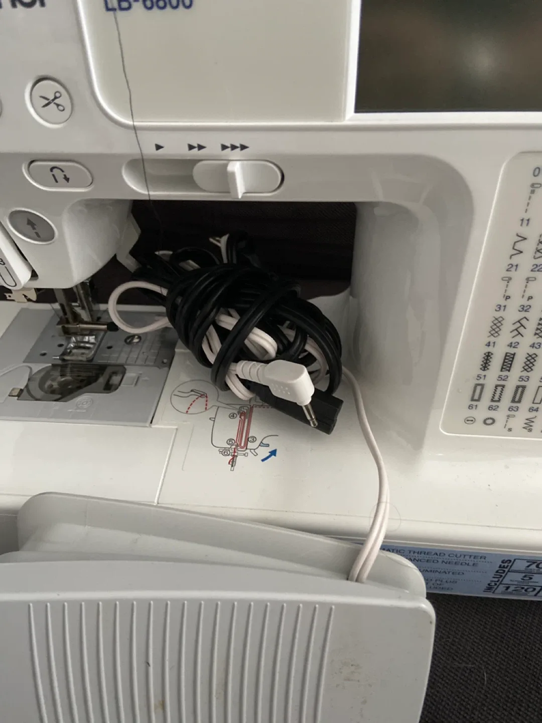 Brother LB-6800 Embroidery & Sewing Machine image indicator(4)