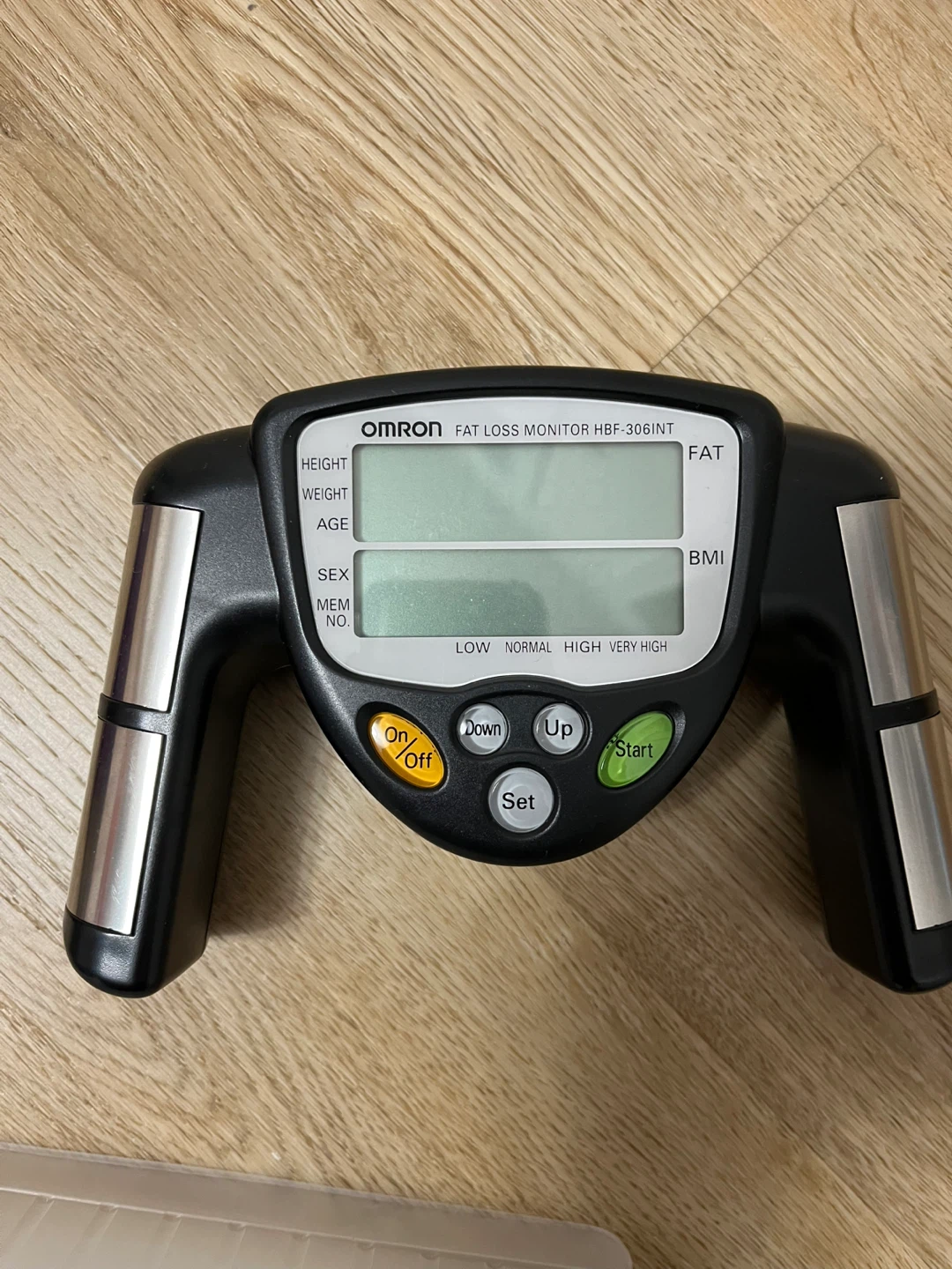 Omron Fat Loss Monitor HBF-306INT