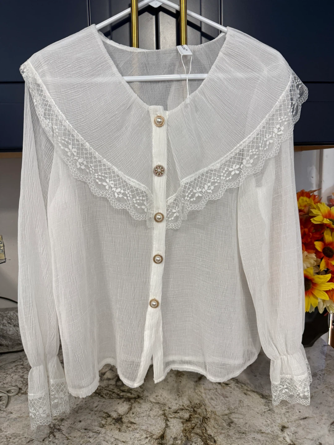 KIRK&CIG White Lace Blouse - Women's Top like new