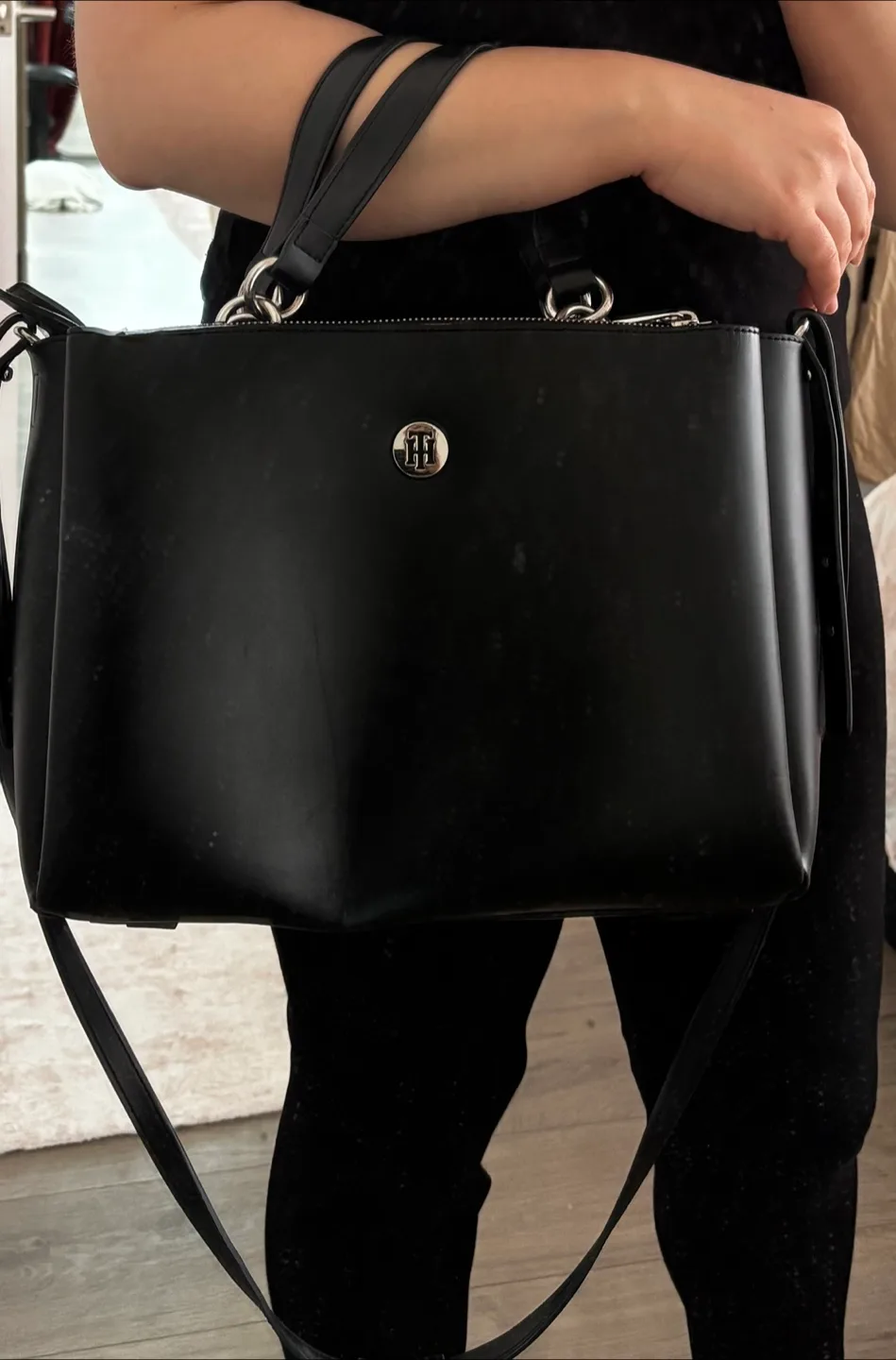 Tommy Hilfiger Black Leather Handbag